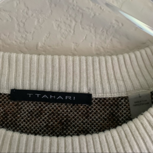 Tahari Crewneck Animal Print Sweater - Picture 5 of 12